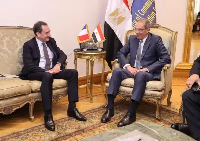 وزير الاتصالات وتكنولوجيا المعلومات يبحث...