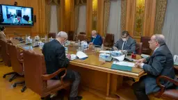 "وزير الدولة للإنتاج الحربي" يبحث...