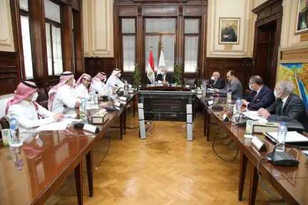 وزير الزراعة يستقبل وفدا سعوديا...